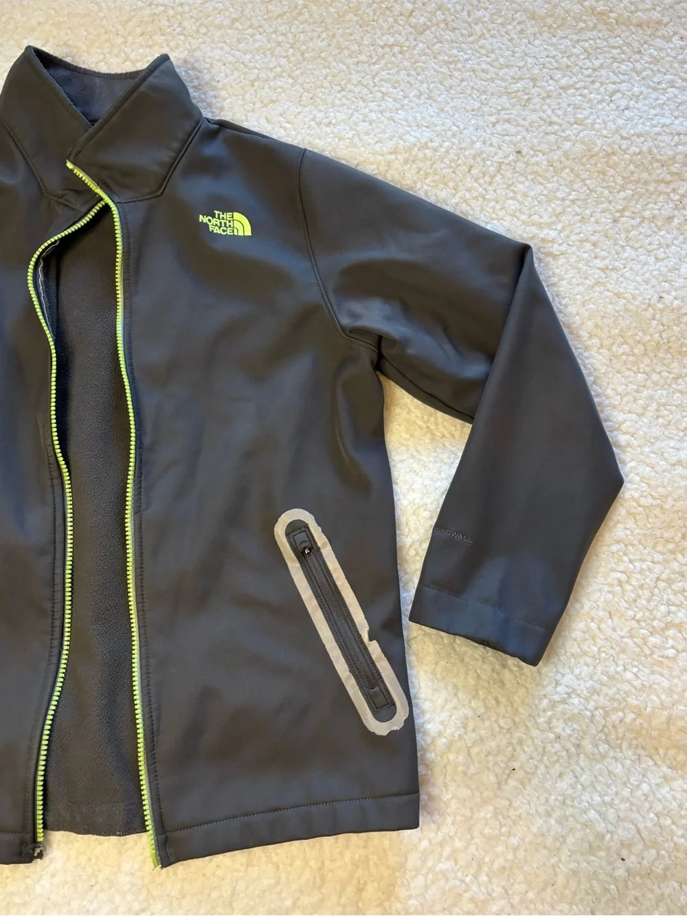 The North Face Kids Boy Gray Apex Bionic Soft Shell Jacket
